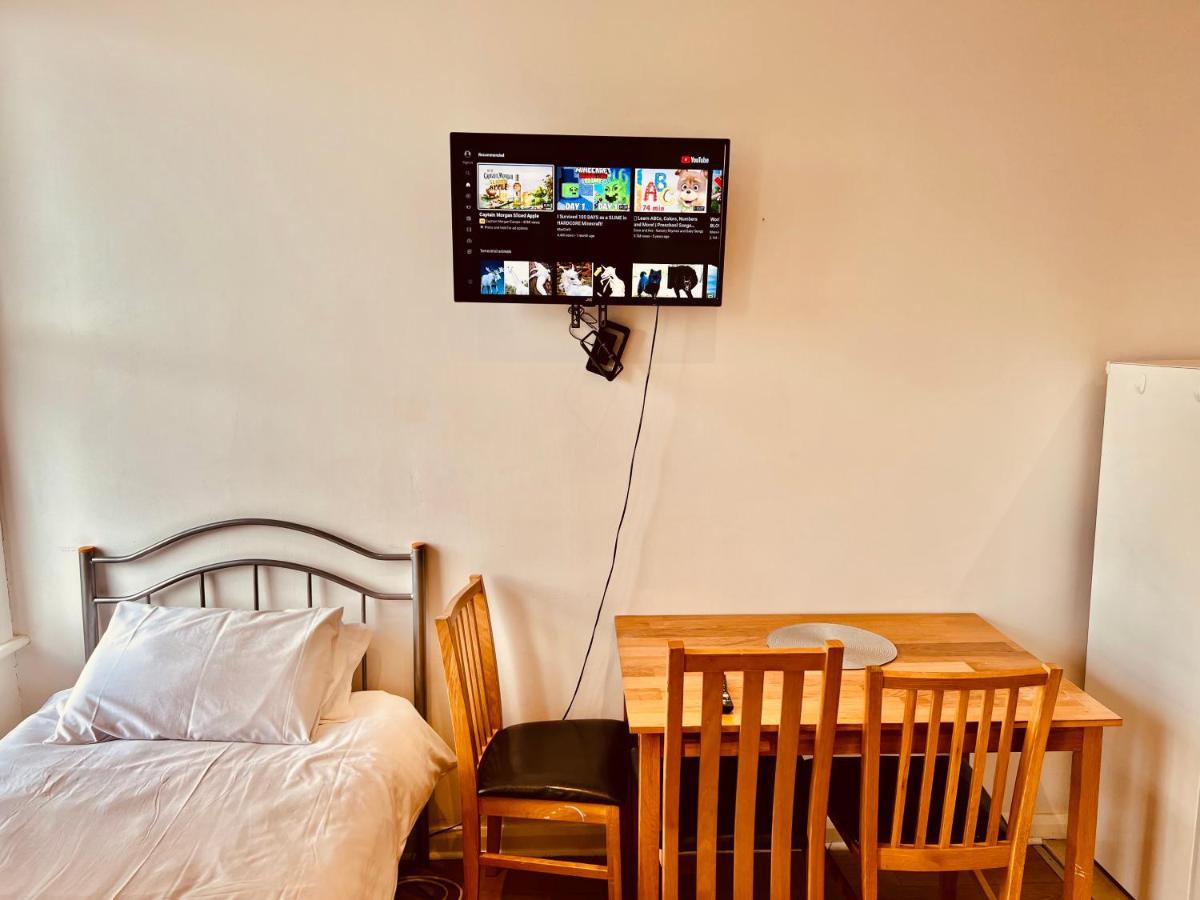 Entire Flat With View To River Yare, H 1 เกรทยาร์มัธ ภายนอก รูปภาพ